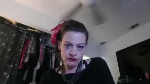 goddessrae19 online show from December 2, 4:09 pm