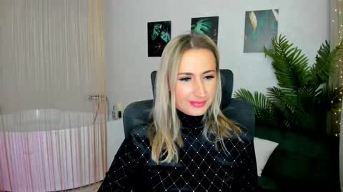 Olivia online show from September 10, 6:52 pm