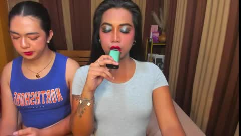 HEYY  UR LOVELY RIANA online show from April 28, 7:34 am