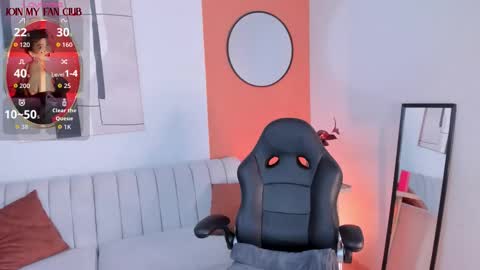 Zuly online show from March 25, 8:56 pm