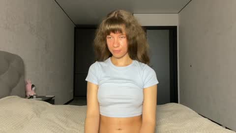 Snapshot of gracefulcharm_ chatting on January 19, 6:31 am Daria online show from January 19, 6:31 am