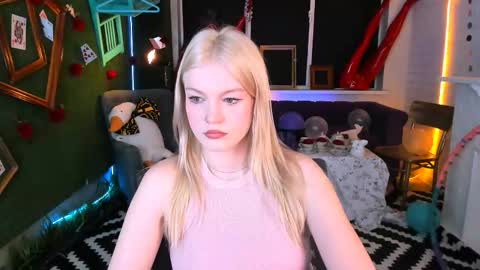 Snapshot of graceglamour chatting on September 25, 5:28 am Grace Glamour online show from September 25, 5:28 am