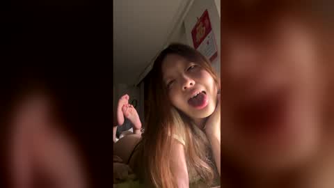 gracemeow online show from January 13, 11:47 am