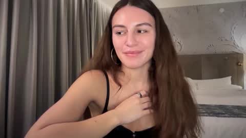 Gracie Smith online show from February 5, 3:42 am