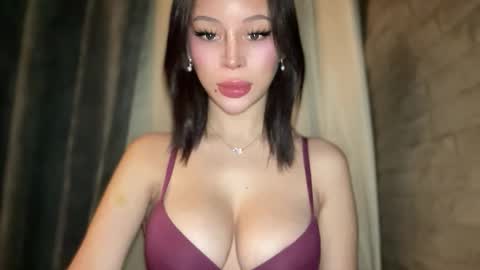 Marie Pelie online show from December 14, 12:27 am