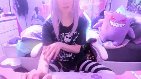 Snapshot of greeneyedlovexo chatting on February 14, 5:03 pm GreenEyedLovexo online show from February 14, 5:03 pm