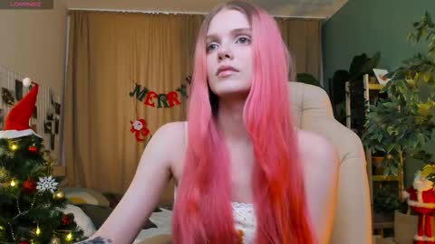 gretchen_mol online show from December 23, 7:45 am