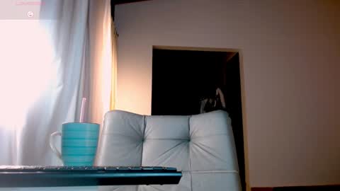 Snapshot of greyslopez chatting on December 21, 11:34 pm Greyslopez online show from December 21, 11:34 pm