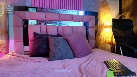    online show from March 25, 8:34 pm