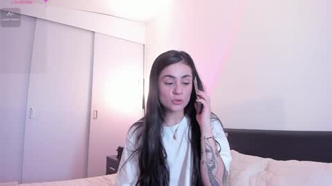 Elena online show from December 18, 5:31 pm