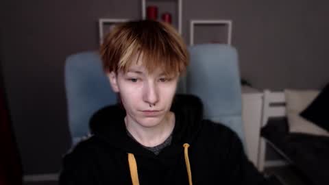 guitarandangell online show from February 24, 11:09 am