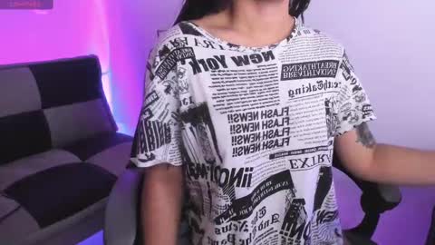 gwenhazel online show from October 8, 12:20 pm