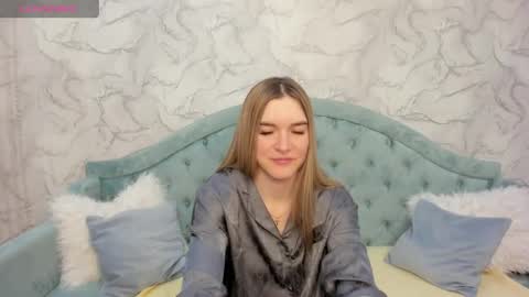 gwensmitt online show from May 23, 12:42 am