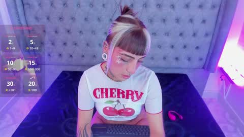 Gyal Smith online show from May 9, 4:36 am