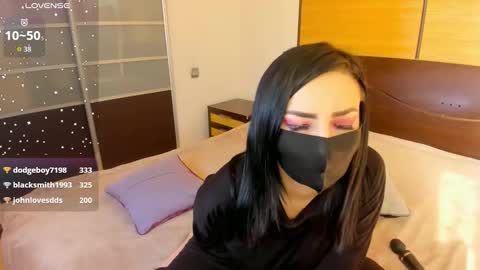 Linda online show from October 23, 5:46 am