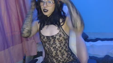 Hachiko online show from December 10, 3:20 am