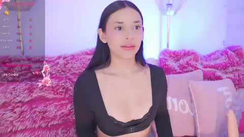 Hade online show from June 9, 1:54 pm