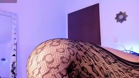 Kendal online show from September 13, 2:08 am