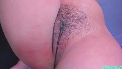 Snapshot of haiiry_girl18 chatting on February 20, 9:31 pm Stacy online show from February 20, 9:31 pm