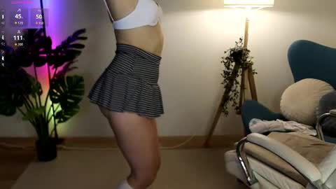 Snapshot of hailey__green chatting on March 5, 7:17 pm Hailey Green online show from March 5, 7:17 pm