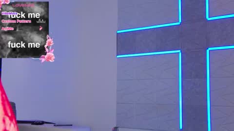 HaileyPeach online show from December 19, 6:44 pm