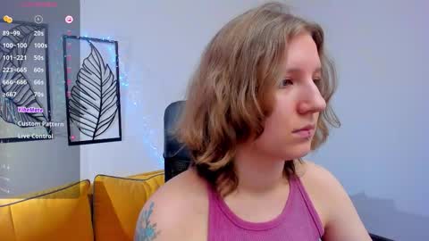 Hailey online show from December 23, 9:57 am