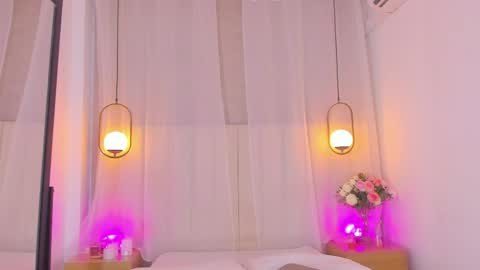 Haily online show from April 12, 9:50 pm