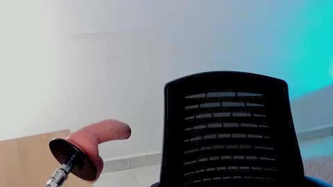 Halleyrosse online show from November 5, 3:56 am