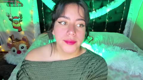Hanah Montana Independent model online show from December 24, 2:22 pm