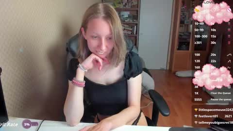 Snapshot of handsome_whale chatting on September 23, 2:26 pm Mila online show from September 23, 2:26 pm
