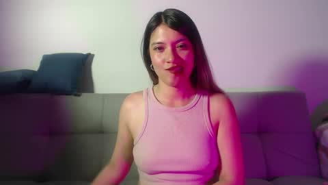 Hanna  online show from March 1, 12:10 am