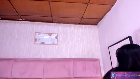  Hanna  online show from February 3, 6:40 am