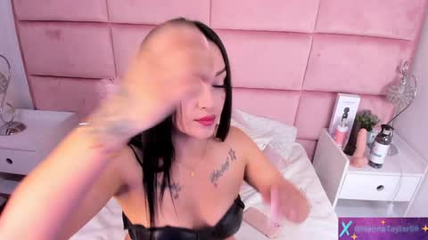 Snapshot of hanna_taylorr chatting on December 19, 4:13 am  Hanna  online show from December 19, 4:13 am