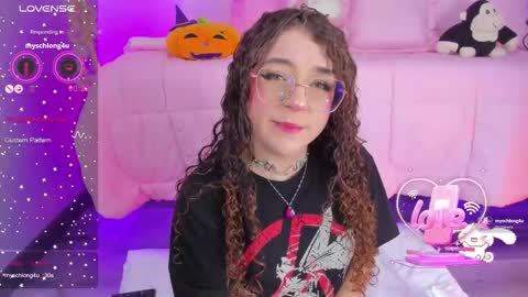 Snapshot of hannacutegod chatting on October 25, 4:20 am hannacutegod online show from October 25, 4:20 am
