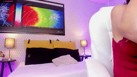 Hanna online show from November 22, 3:42 am