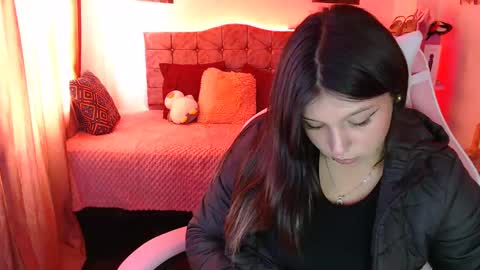 hannah_swet online show from February 18, 5:44 pm