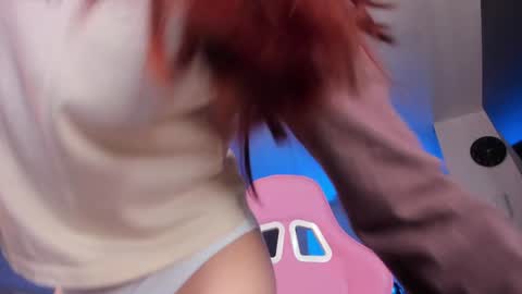 Snapshot of hannah_xoxo_ chatting on February 7, 11:13 pm Hannah online show from February 7, 11:13 pm