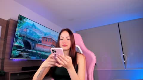 Snapshot of hannah_xoxo_ chatting on January 14, 1:15 am Hannah online show from January 14, 1:15 am