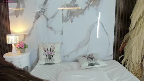 Hannahill69 online show from February 5, 7:00 am