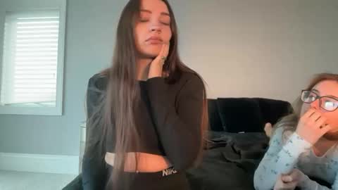 Hannah Taylor online show from February 9, 8:55 pm