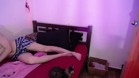 hannaqueen23 online show from June 26, 4:25 am