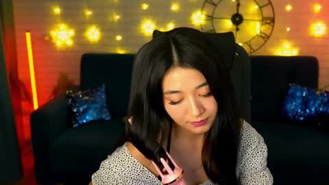 hannarosie online show from January 14, 5:45 pm