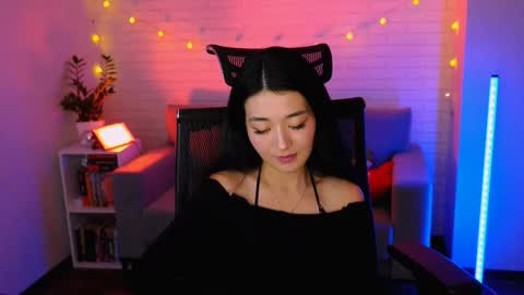 hannarosie online show from November 11, 9:12 pm