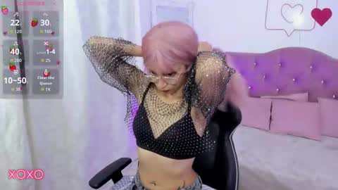 HANNI  online show from November 30, 11:58 am