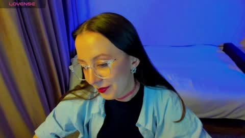 Stephanie online show from April 16, 8:08 pm