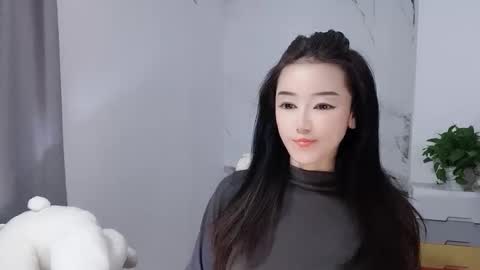 Daisy online show from January 15, 12:05 am