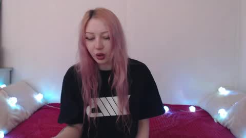 Emily online show from April 11, 8:12 pm