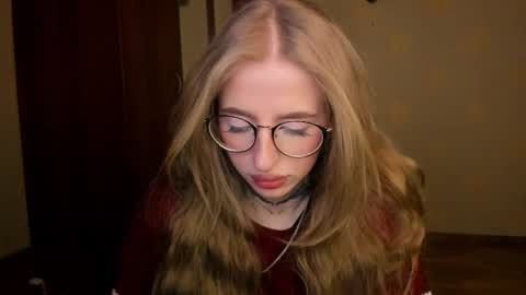 Julia online show from January 13, 5:57 am