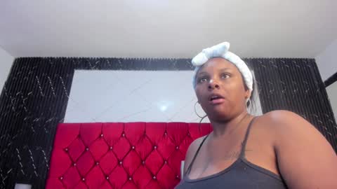 Snapshot of harleyevaans chatting on January 20, 12:07 pm Harley Evaans online show from January 20, 12:07 pm