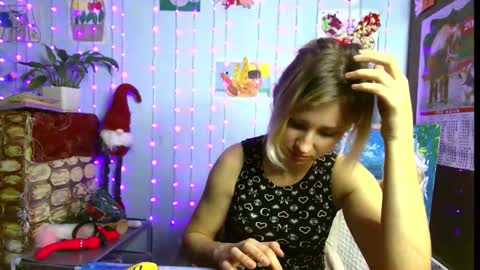 Mery online show from February 6, 11:24 am